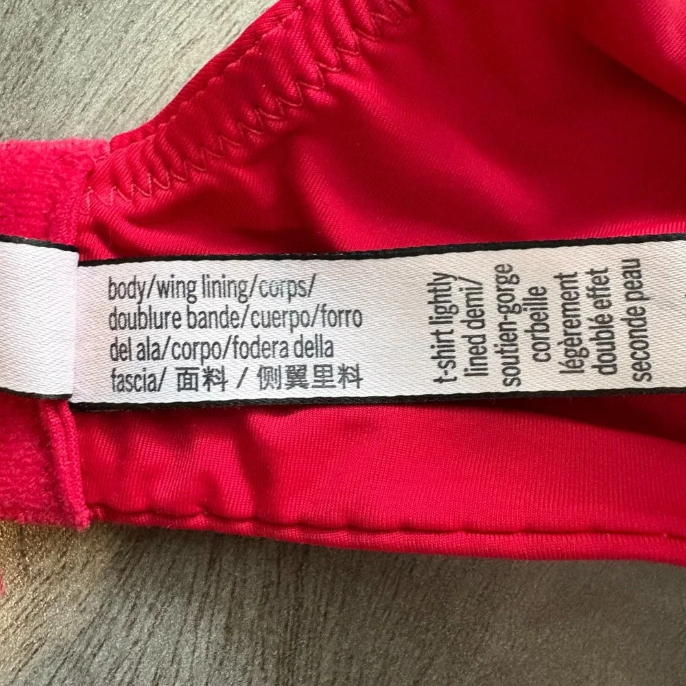Victoria's Secret Red Demi Bra 32DDD‎ F70 Lightly Lined T-Shirt Glitter Strap